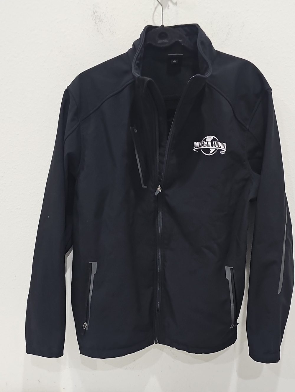 Universal Black Softshell Performance Jacket with Zip Closure  Size L